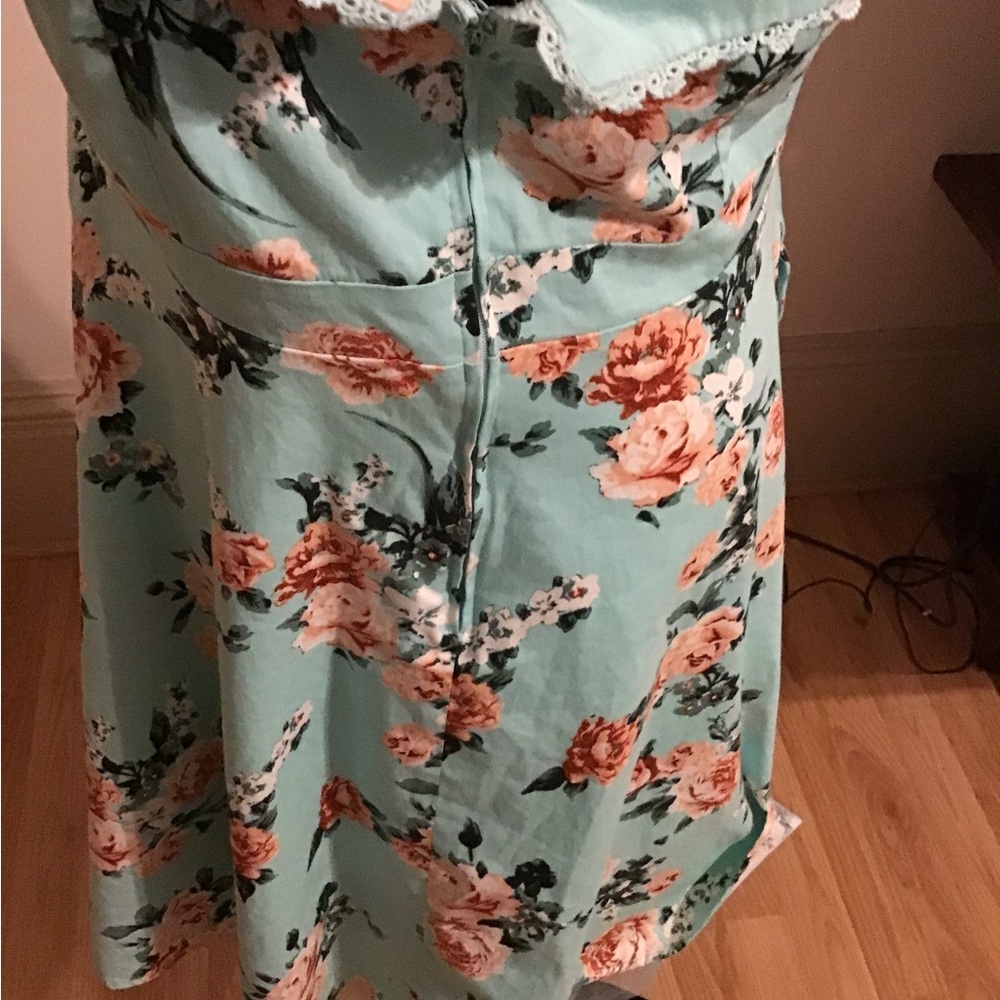 Hot Topic Floral Halter Dress - Picture 3 of 5